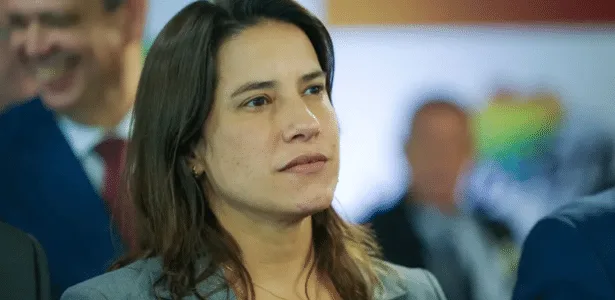 Do PSD de Caiado, Raquel Lyra evita declarar apoio: 'Sou pernambuquista'