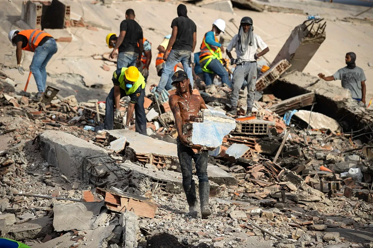 Primeiros contentores com ajuda humanitária recolhida em Portugal chegam a La Guaira, na Venezuela