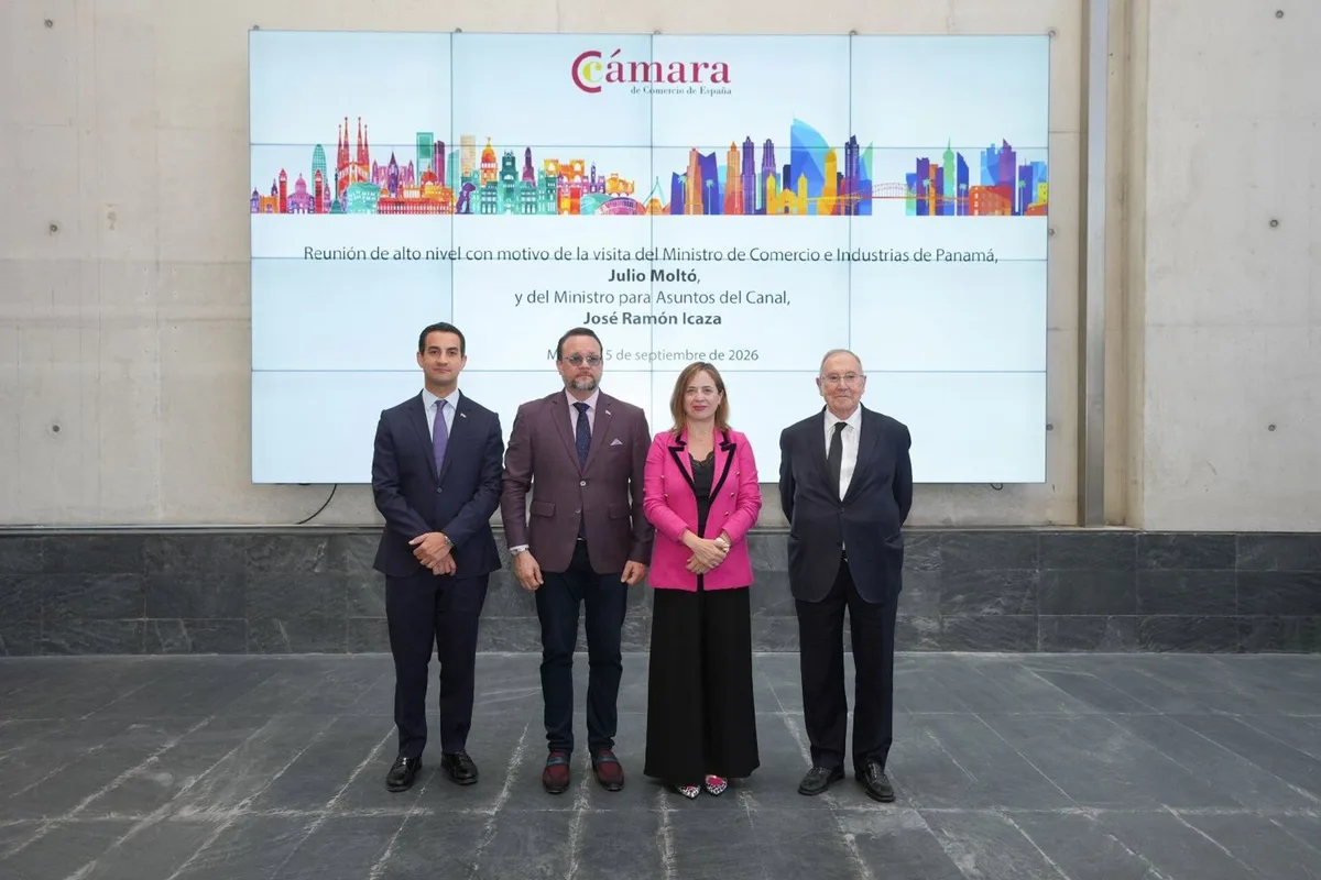 Panamá anima a las empresas españolas a reforzar su inversión en el país y se reivindica como "zona franca"
