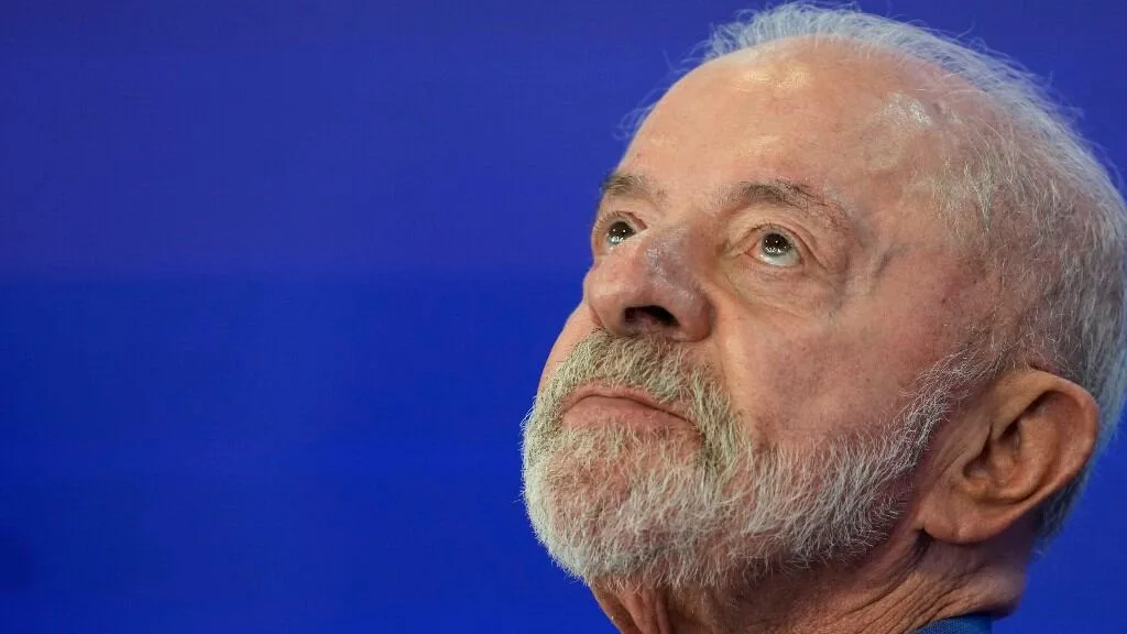 Con una carta abierta a 11 días del balotaje en Brasil, Lula busca seducir al electorado evangélico: “La mano bondadosa de Dios”