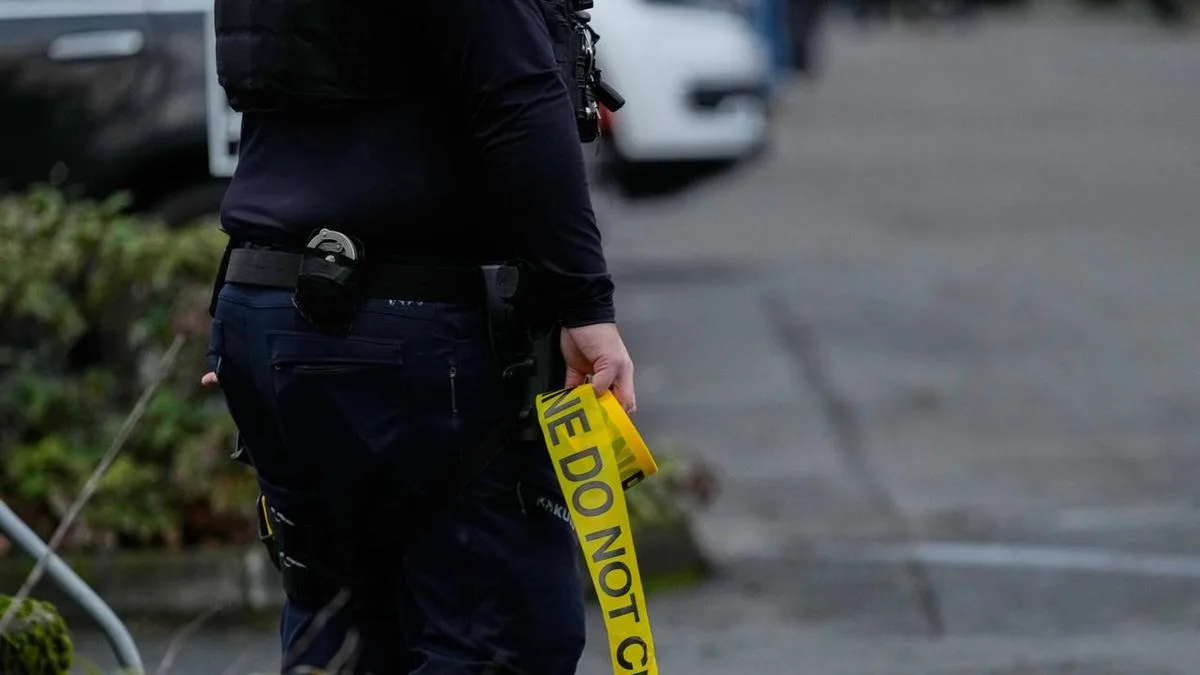 Suspect found dead after five bodies discovered in US