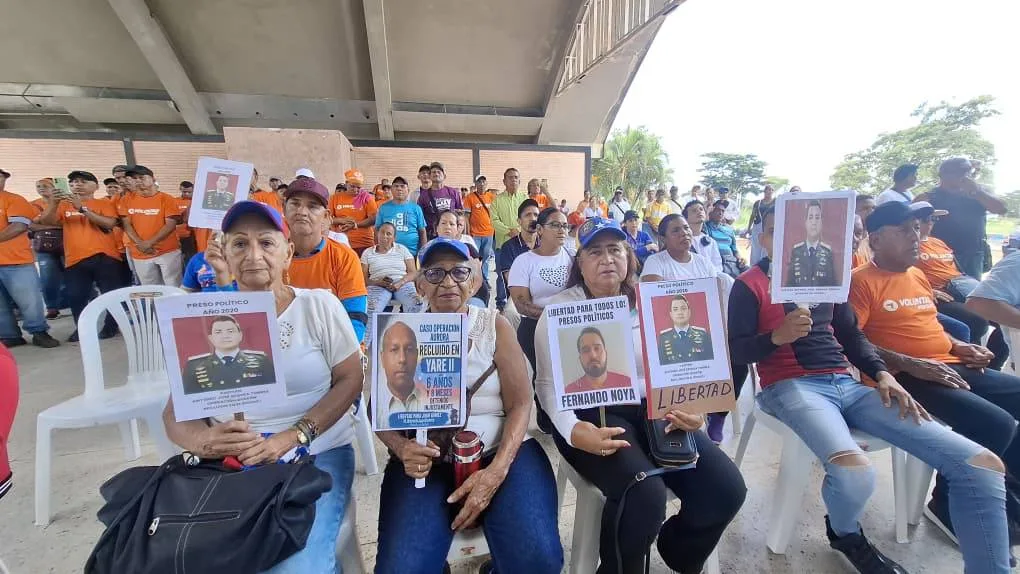 Familiares de presos políticos inician ruta nacional para exigir libertad y cierre de centros de tortura