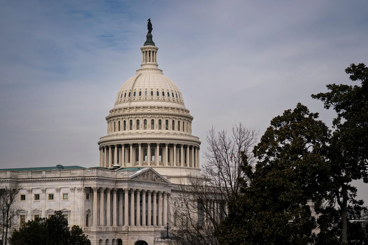 US Senators question legality of Trump's deal to allow Russian oil imports