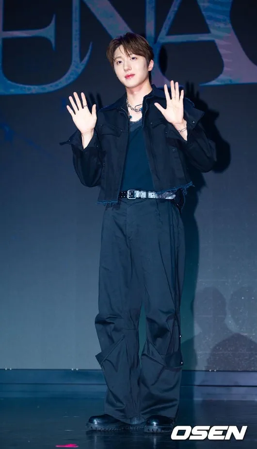 [사진]SF9 찬희,'사랑스럽게 컴백 인사'