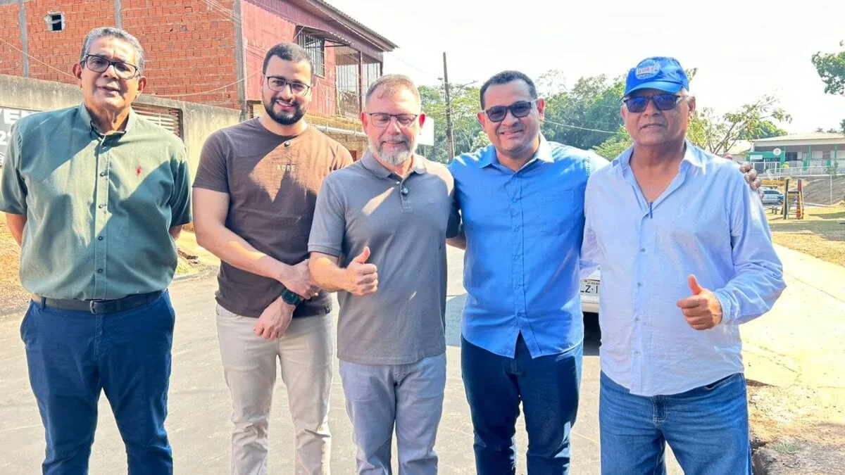 Alysson entrega obras no Maria Irís e revela plano de pavimentação de concreto armado para áreas alagadiças
