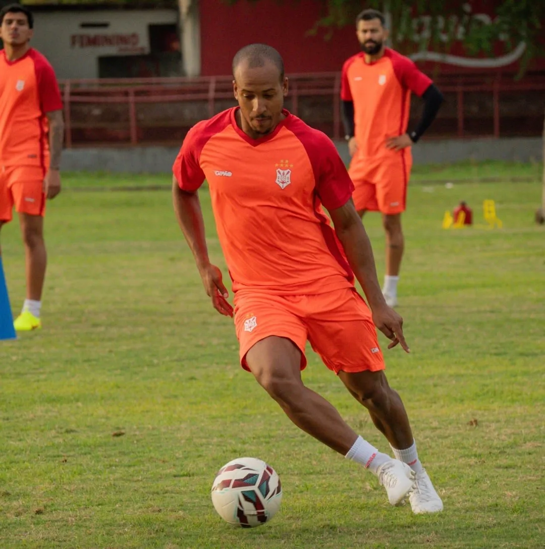 Sergipe anuncia renovação de contrato com Mauro Júnior para temporada 2027