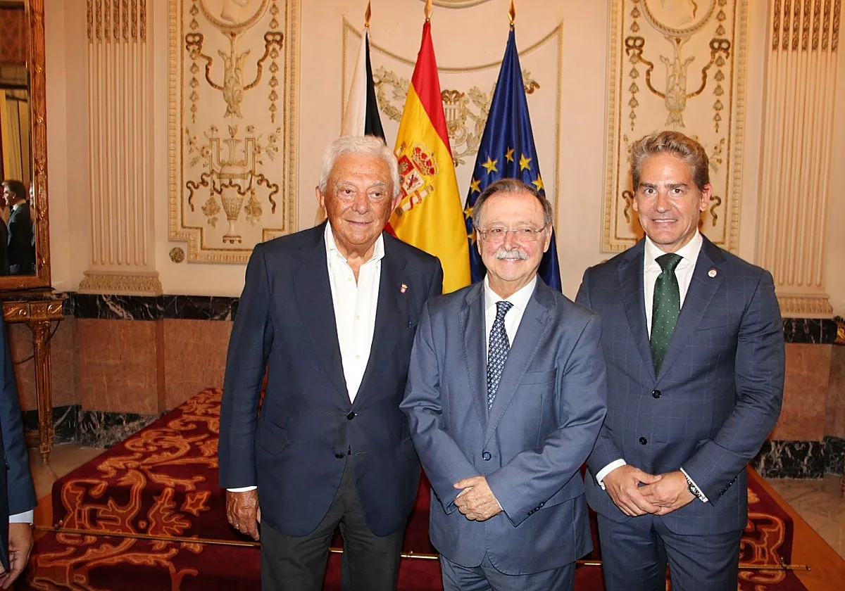 La Cámara de Comercio lleva a Ceuta el apoyo de los sevillanos