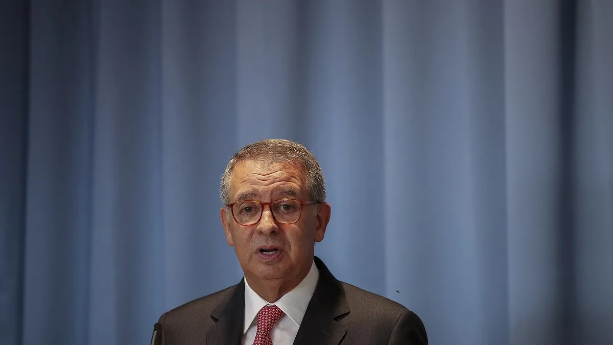 Seguro sobre Neves: "Cada um assuma a sua responsabilidade"