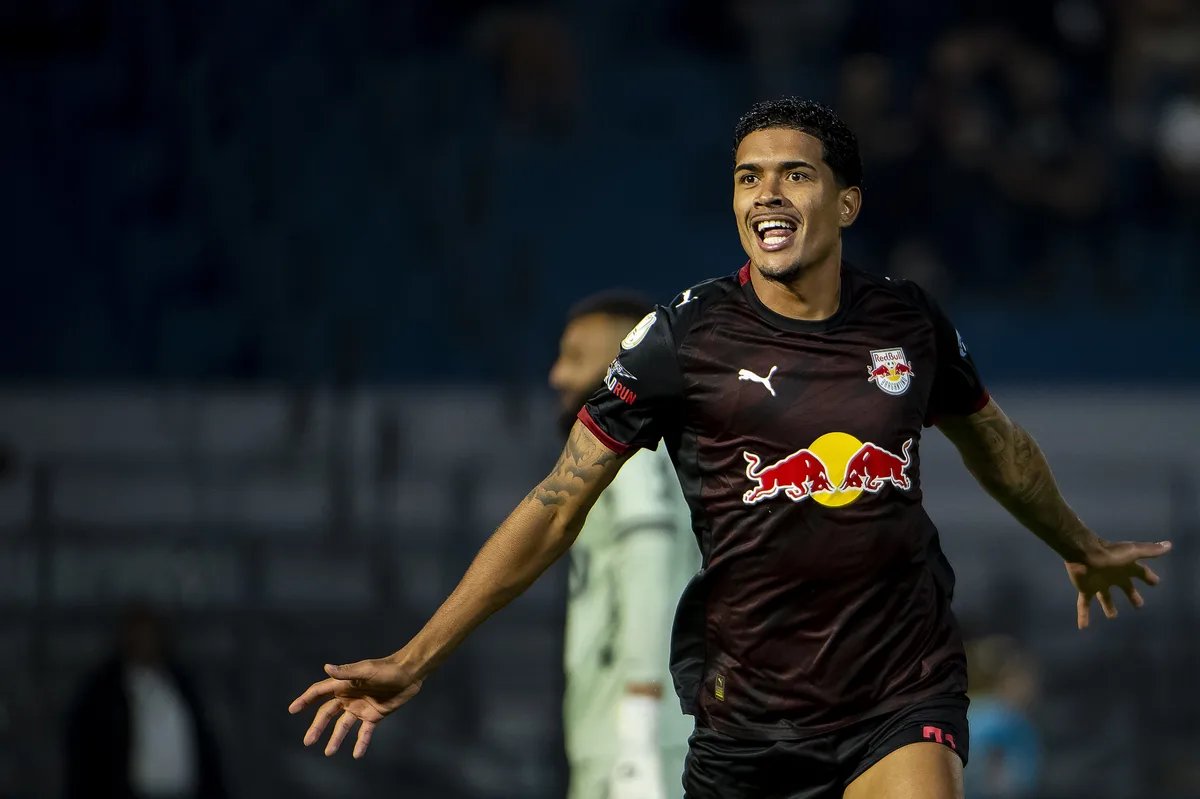 Prestes a completar 200 jogos, Lucas Barbosa curte fase de garçom e dá receita para jogo contra o São Paulo