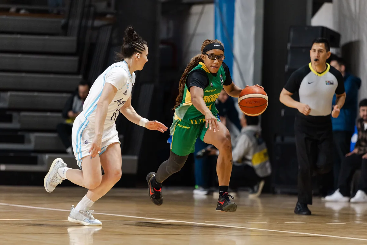 Brasil anuncia convocadas para tentar vaga no Pré-Olímpico de basquete; entenda caminhos