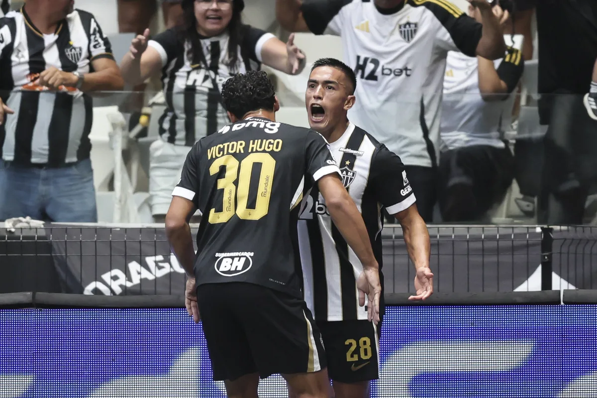 Cuello vive melhor temporada da carreira e assume lacuna deixada por Hulk no Atlético-MG