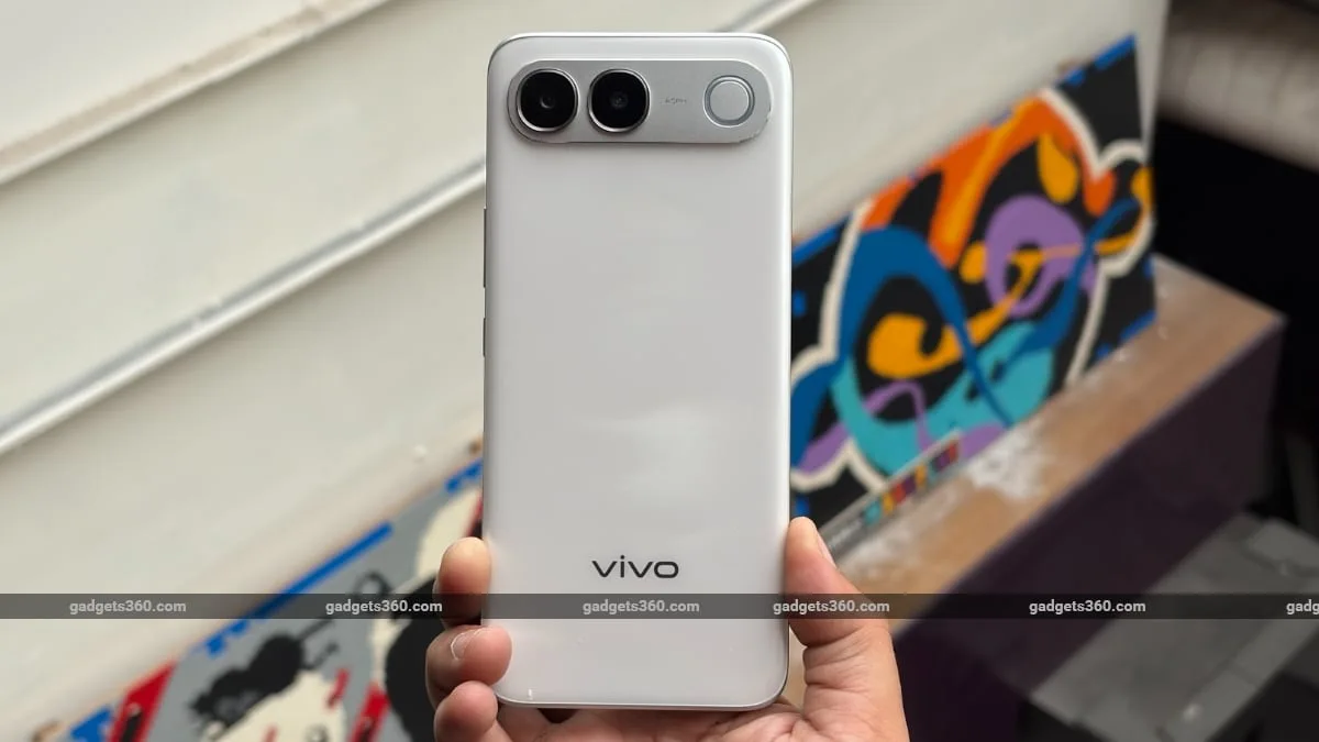 Vivo V80 Lite 5G Tipped to Launch in India Soon; Design, Colourways Spotted in Leaked Marketing Poster