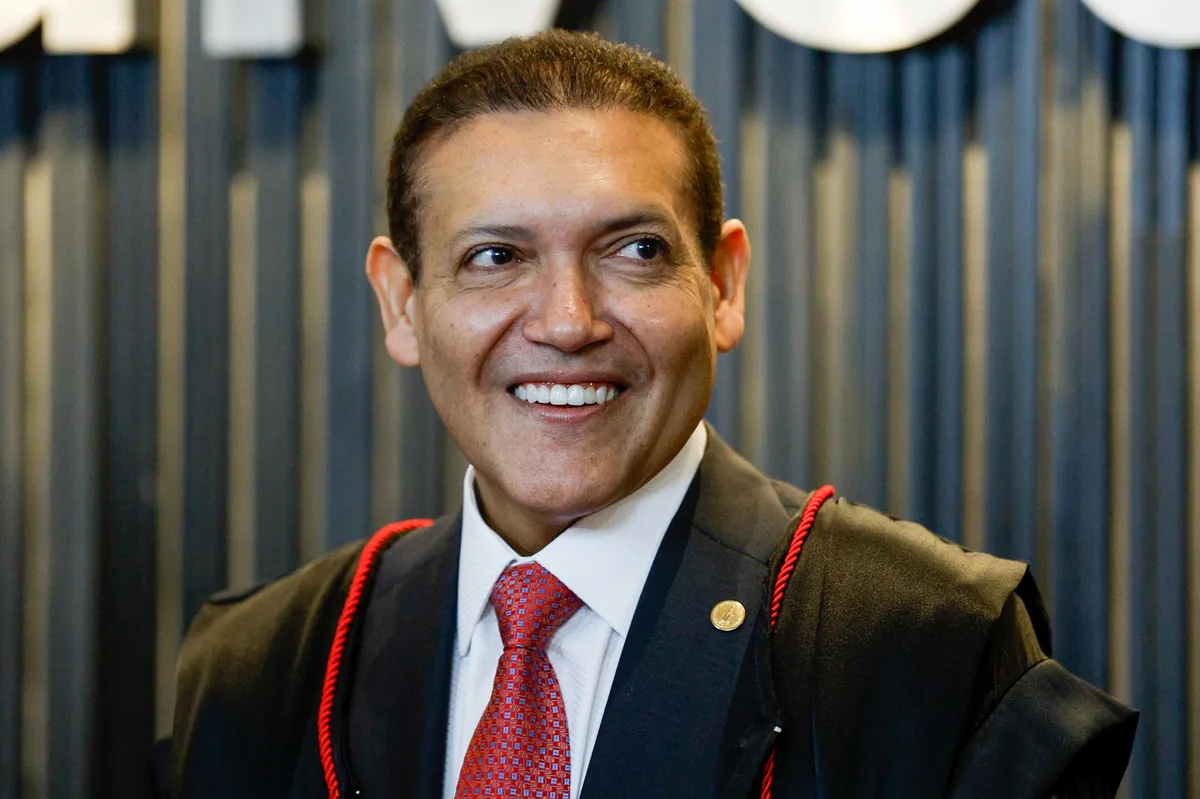 Kassio fala sobre música de Jorge Aragão e Eleições 2026