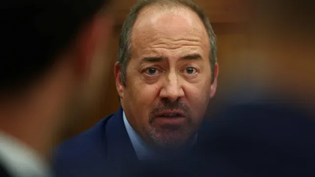 Complementar reformas? "Importante que país saia do seu retangulozinho"