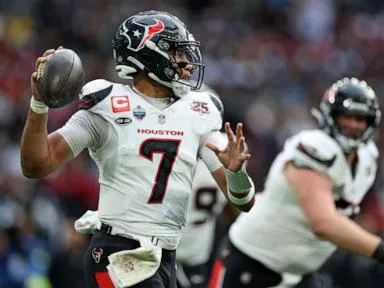 Fairbairn's last-second 49-yard FG gives Texans 34-31 win over Jaguars at Wembley Stadium