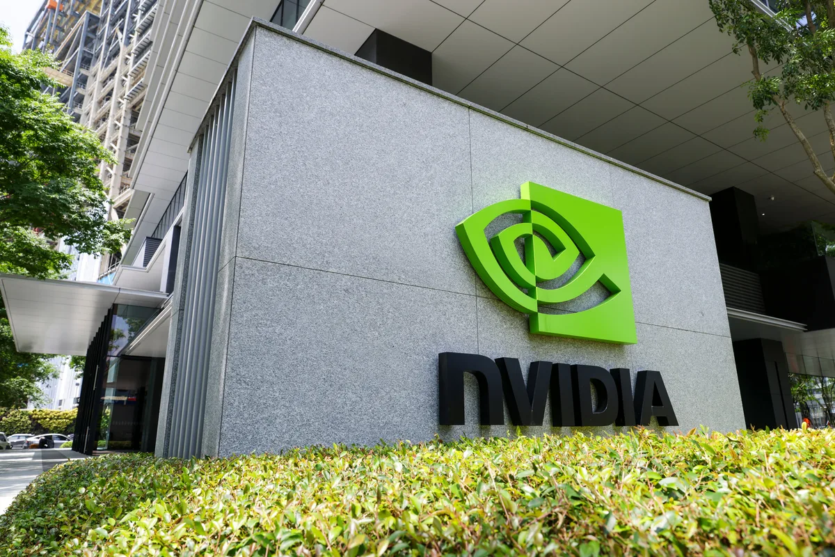 Nvidia refuerza la confianza en las Bolsas, pero el temor a la inflación frena las ganancias