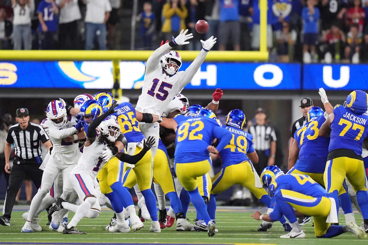 Corren al villano; Rams despiden a Harrison Mevis tras sus fallas ante Buffalo