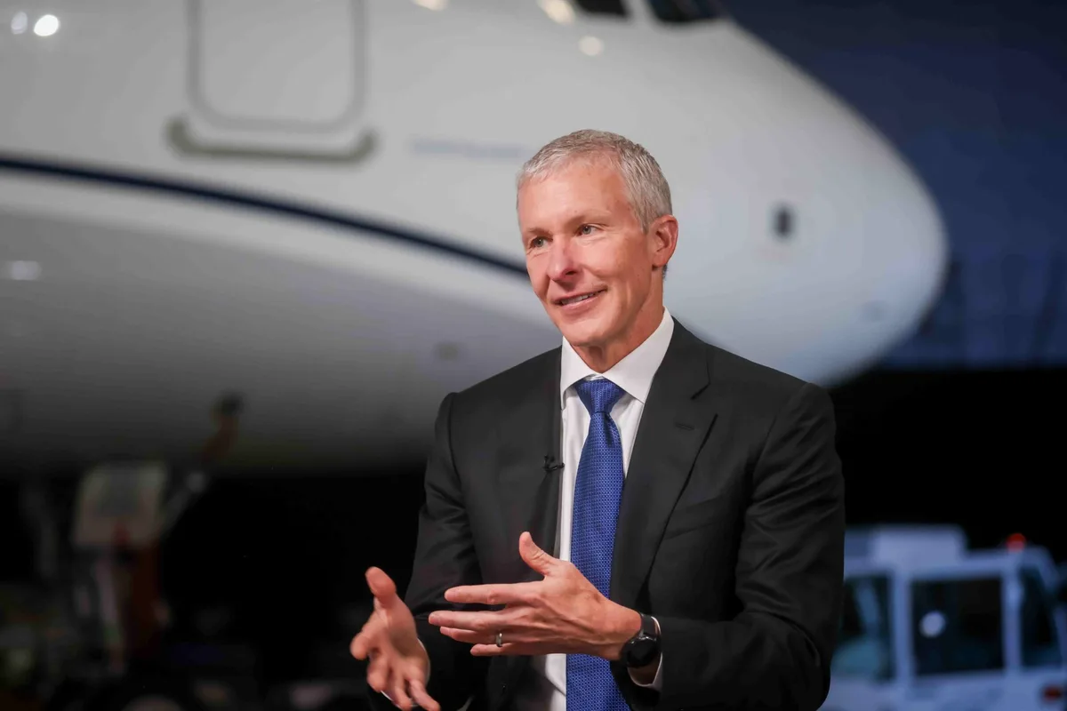 United CEO caps meetings to 4 hours a day and has a strict rule for PowerPoint presentations: ‘You’re not going to read slides to me’