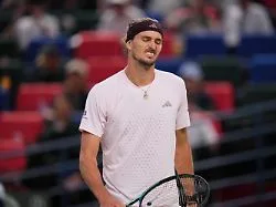 Nummer 26 zu stark: Finale verpasst: Zähes Match macht ausgelaugten Zverev fertig