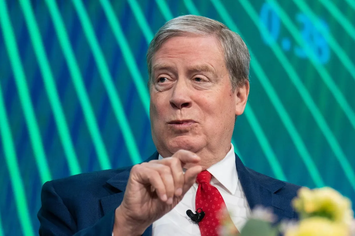 Billionaire Stanley Druckenmiller’s Op-Ed Criticizing Bessent Used AI