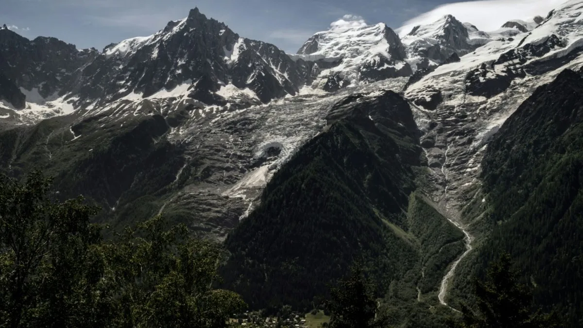 Rekordzahl an Felsstürzen in den Alpen wegen der Extremtemperaturen