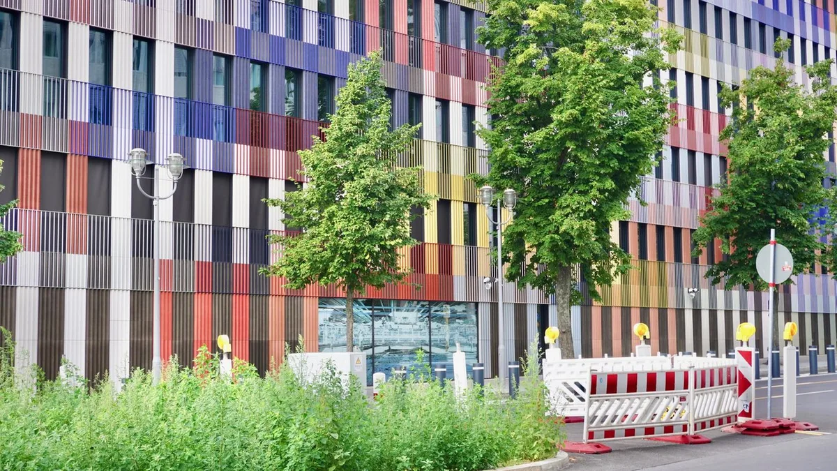 Steinmeiers Umzug: Schlichter Bürobau statt Schloss Bellevue: Passt das zum Bundespräsidenten?