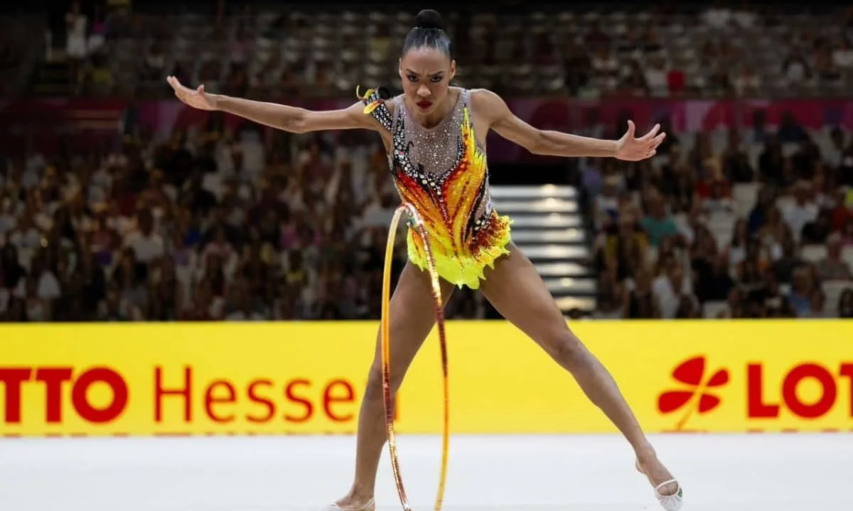 Jojô e Maria Eduarda Alexandre estreiam nas qualificatórias do Mundial