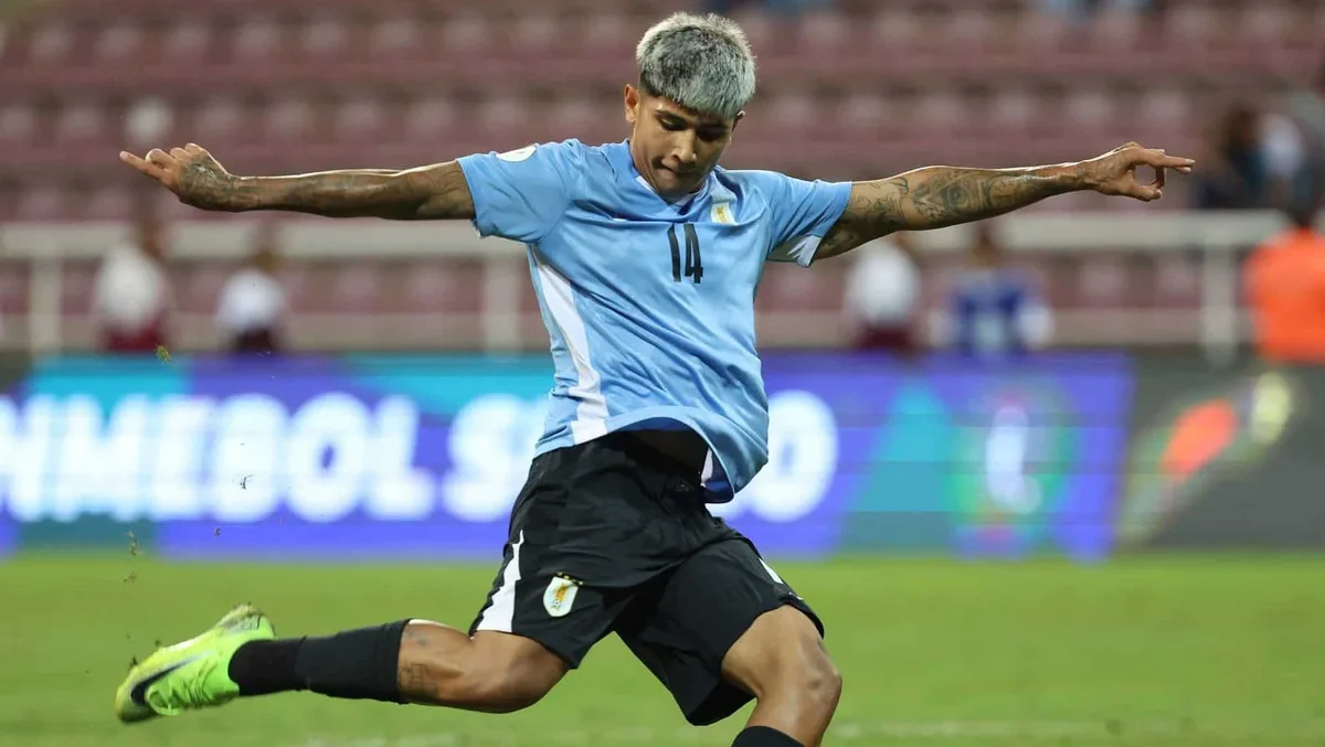 Jogador técnico, com mentalidade forte e boa finalização: conheça Mateo Peralta, alvo do Botafogo