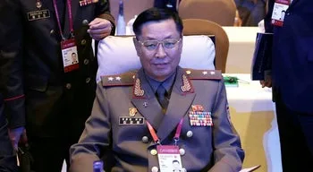 Coreia do Norte avisa adversários para abandonarem "ilusões" sobre desnuclearização