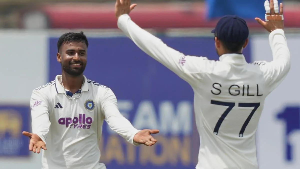 India in charge despite Dinushau's ton for Sri Lanka