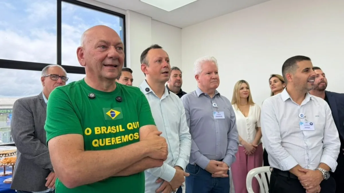 Luciano Hang lidera empresários que tiram R$ 2 milhões do próprio bolso para equipar nova UPA no Litoral de SC
