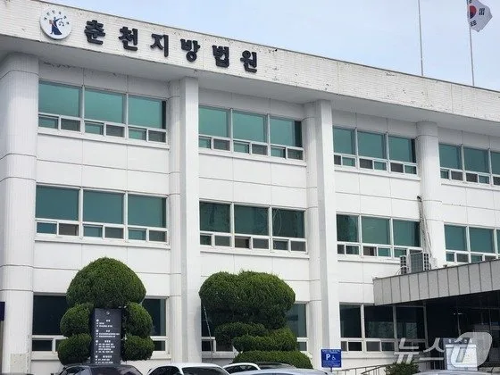 이미 깨진 폰 들고 일부러 어깨 ‘쾅’…수리비 5000만원 뜯어낸 20대