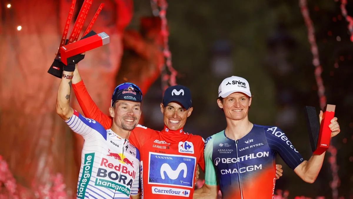Con el supermundial de ciclismo y partiendo de Galicia: lo que se sabe de La Vuelta a España de 2027