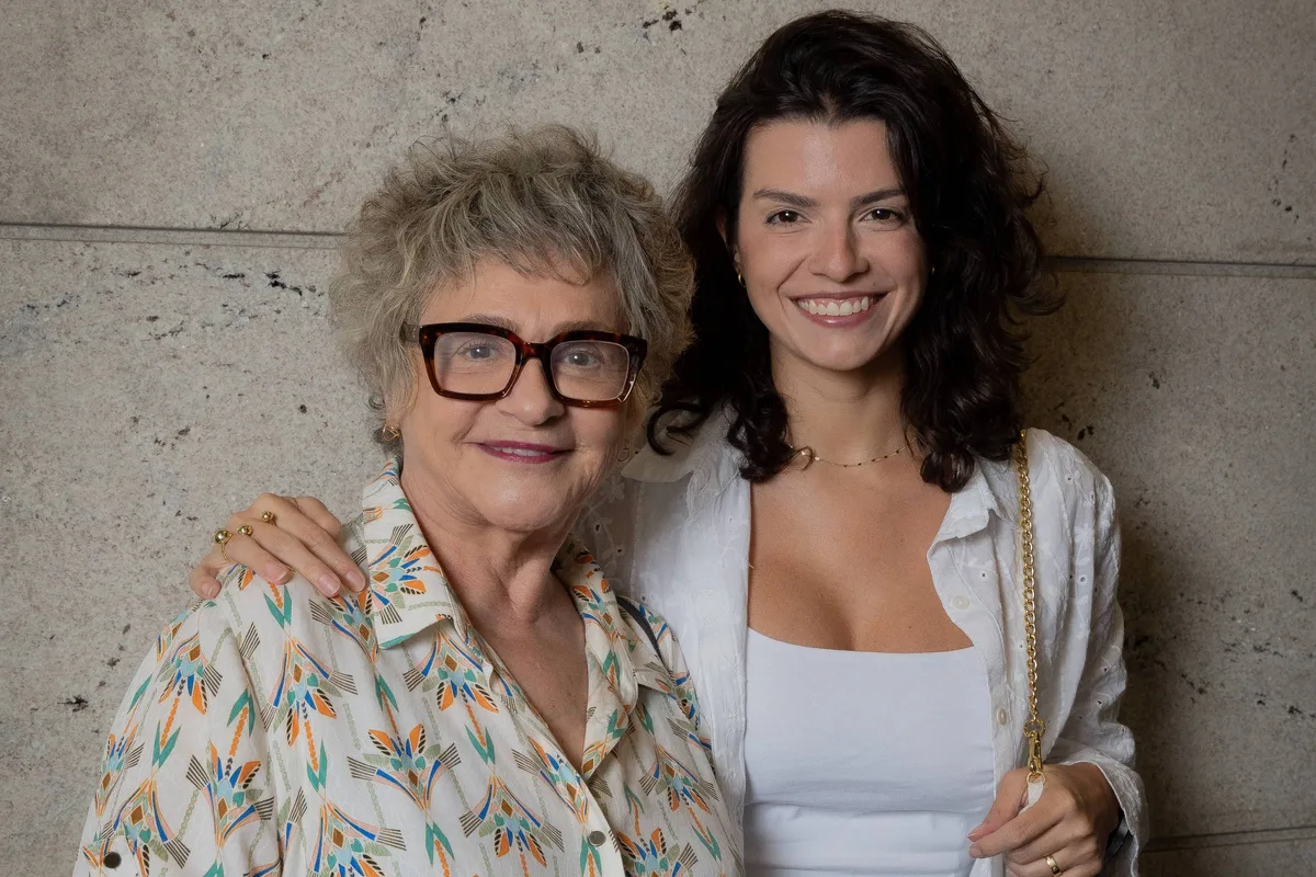 Fafy Siqueira anuncia fim de casamento com Fernanda Lorenzoni