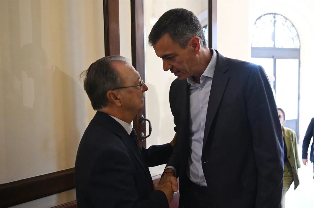 Vivas ve "penosas" las explicaciones de Sánchez en el Congreso y le acusa de no querer "molestar" a Marruecos