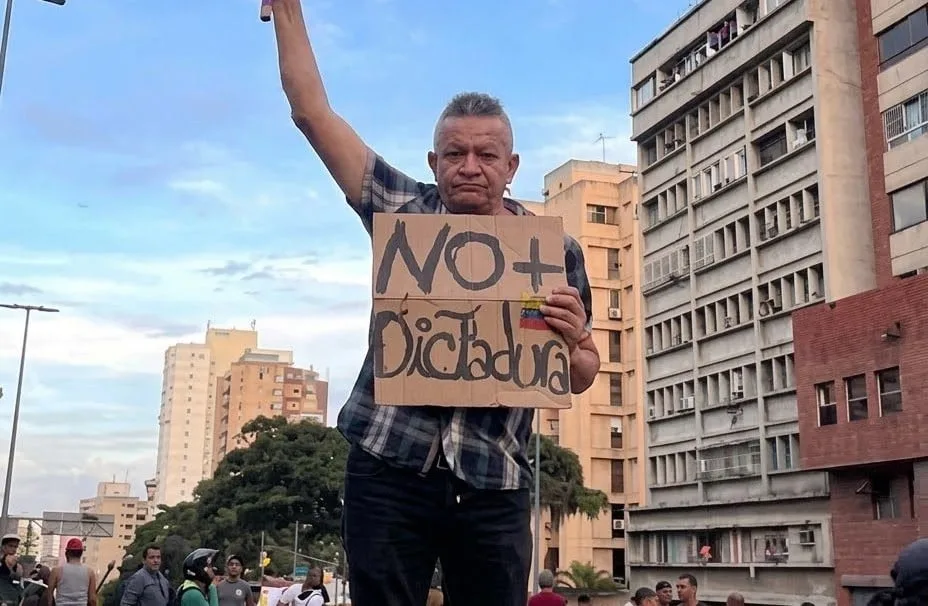 Hombres armados se llevan al activista social Oscar Morales: ONG responsabilizan al Estado