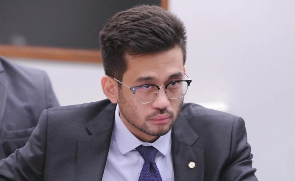 Suspensão da campanha de Renan Santos é ‘retaliação’ de Toffoli, diz Kim Kataguiri