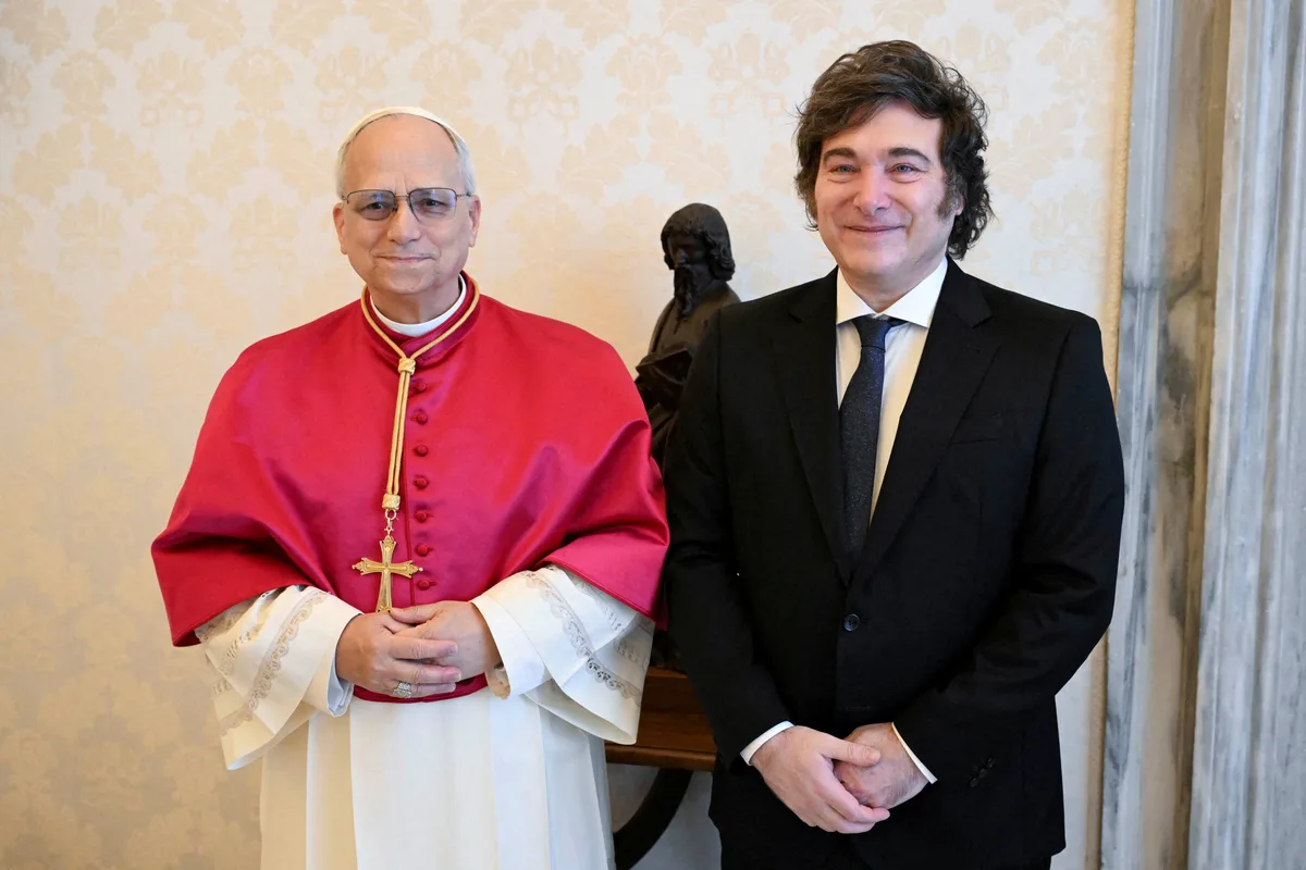 “Entusiasmo” y “preocupación”: las esperanzas y los miedos del Gobierno por el viaje del papa León
