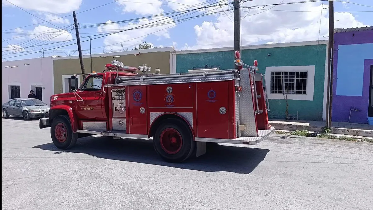 Cortocircuito provoca incendio en vivienda del Centro de Parras