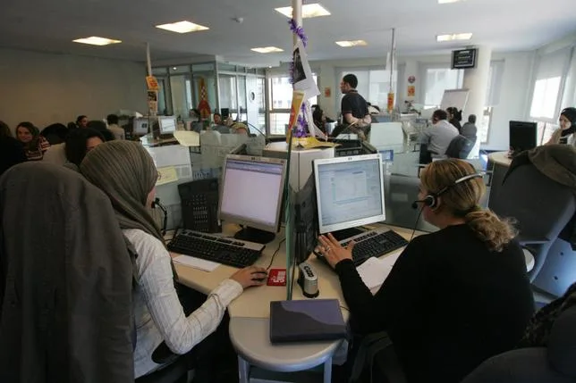 La fin du démarchage téléphonique en France “pourrait affecter jusqu’à 50 000 emplois” au Maroc