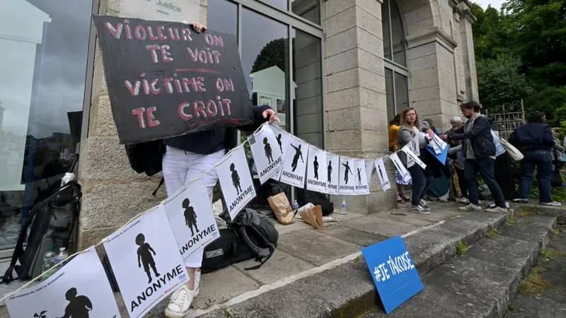 Affaire Joël Le Scouarnec: un collectif de victimes dit espérer un "vrai travail de fond" sur les moyens de la justice avant sa rencontre avec Gérald Darmanin