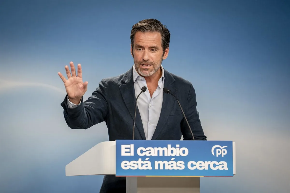 El PP rechaza la idea de Vox para debatir en el Congreso el delito de traición contra Sánchez: "Son fuegos de artificio"