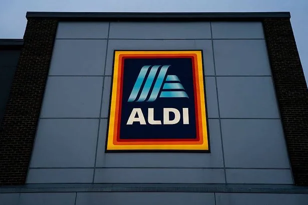 Aldi sets 'two person' shopping limit as major October sale sparks long queues