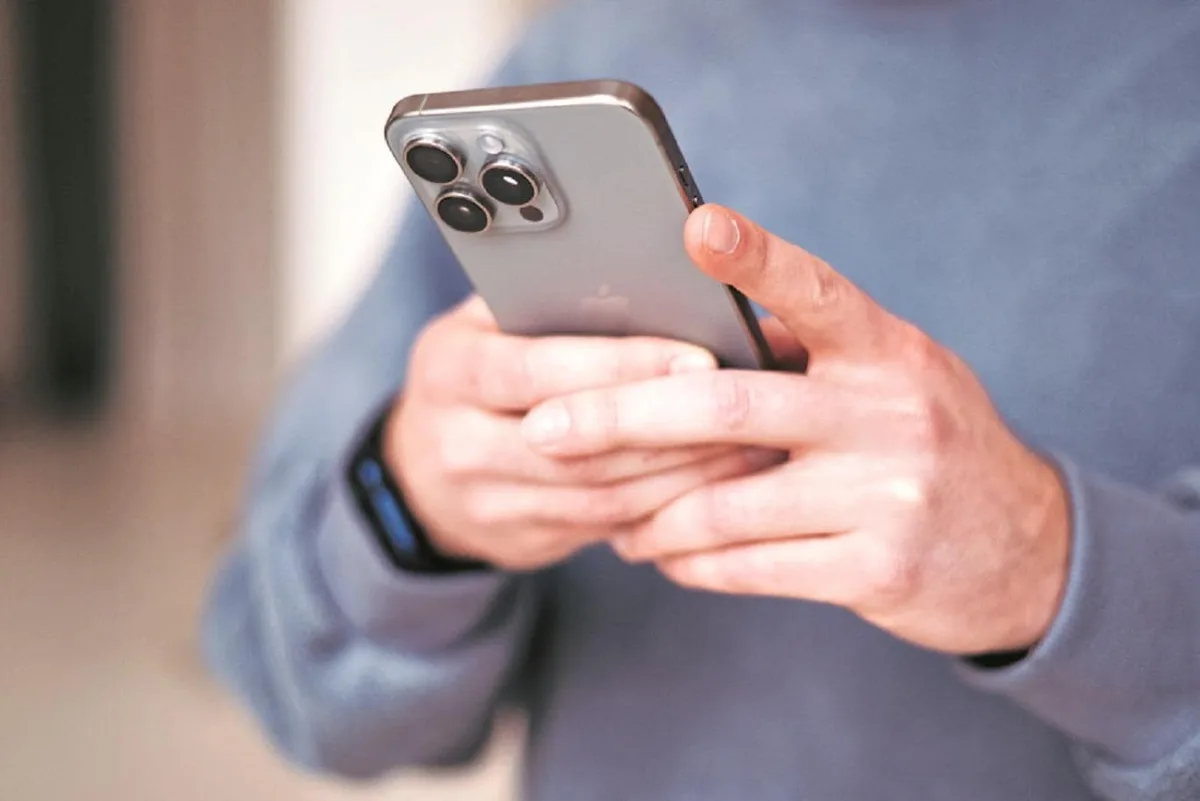 Memory price surge squeezes sub-₹10,000 smartphone segment in India