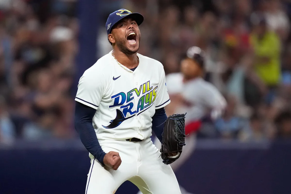 Rays vencen 3-1 a Guardians e igualan la Serie de Campeonato