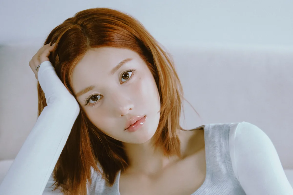 Kwon Eun Bi Unveils 1st Teasers For New Single “DEJAVU”