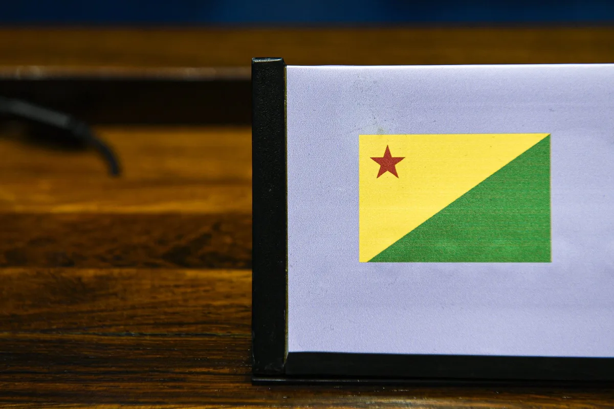 Quem são os candidatos a senador pelo Acre (AC) nas eleições de 2026