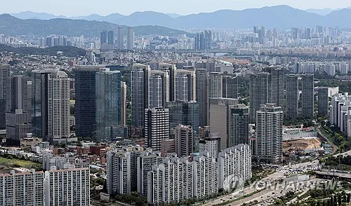 KB "8월 서울 아파트값 1.14%↑…상승률 소폭 확대"