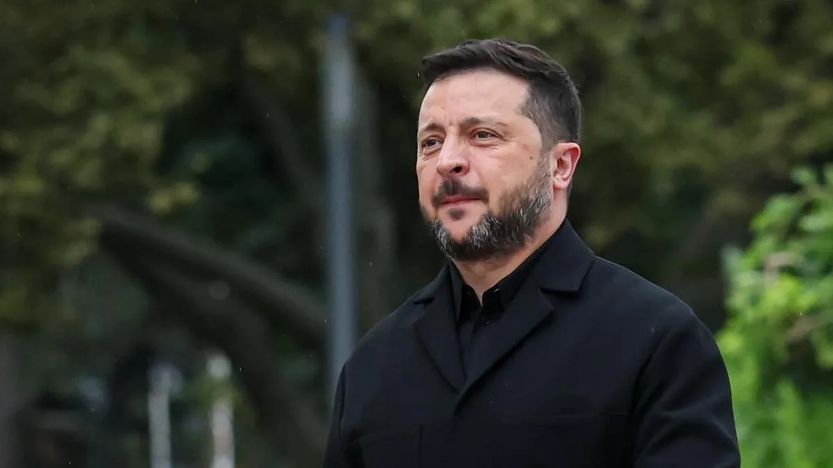 Zelenskiy and US envoys discuss Ukraine peace efforts