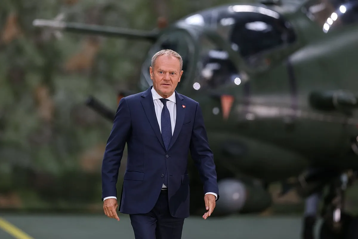 Primeiro-ministro polaco alerta para “risco real” de ataques híbridos russos com drones e mísseis contra aliados de Kiev